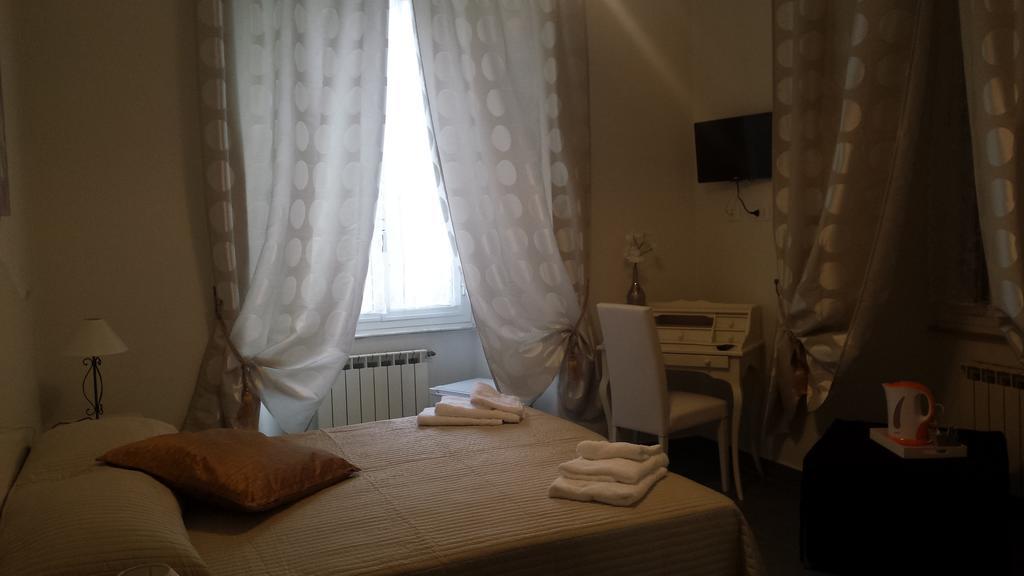 Hotel A Porta Rocca La Spezia Pokoj fotografie